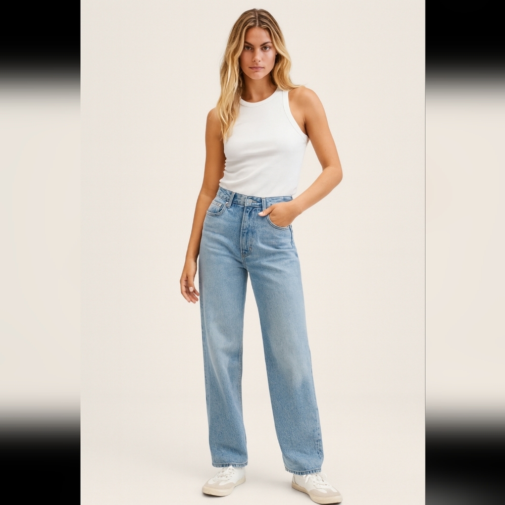 H&M Light Blue Straight-Leg Jeans